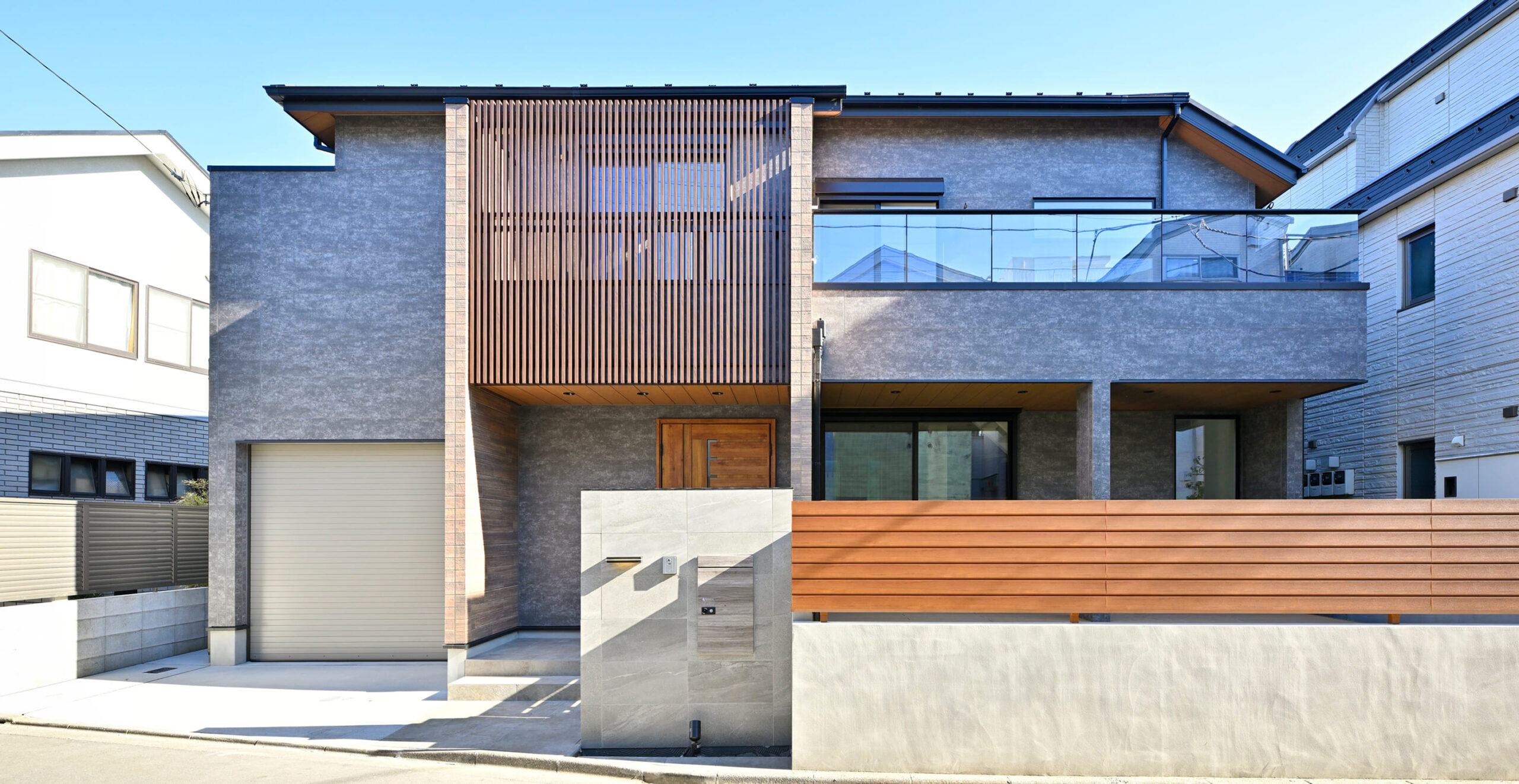 アウトドアリビングを楽しむ